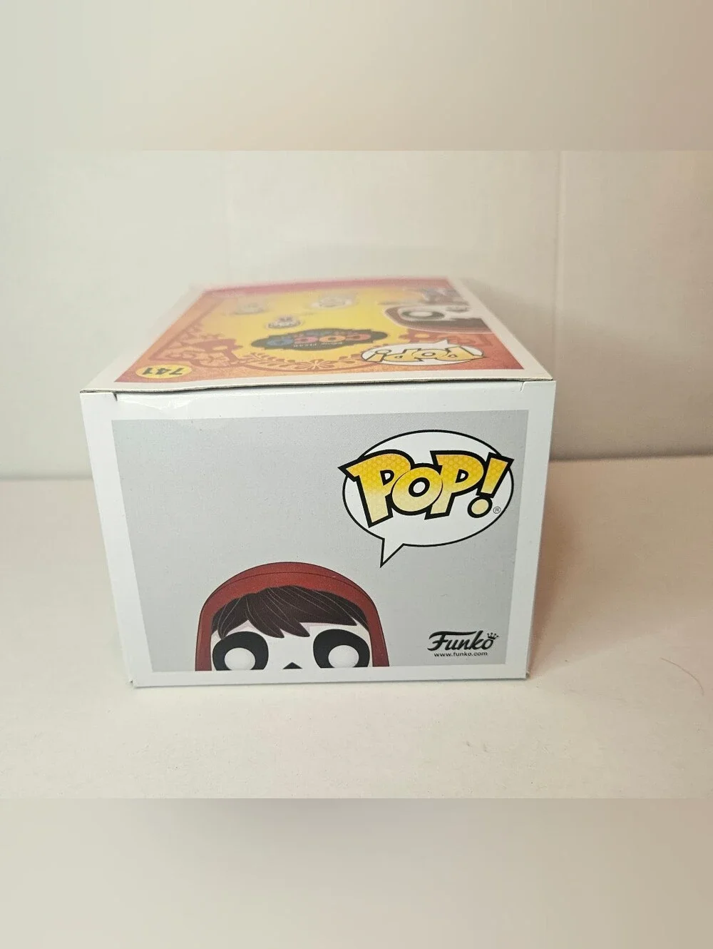 Funko Pop Disney Coco Miguel with Gutair Anaheim Wondercon Exclusive Sticker 741